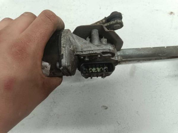 MOTEUR D ESSUIE GLACE AVANT OPEL CORSA C - Vue 3